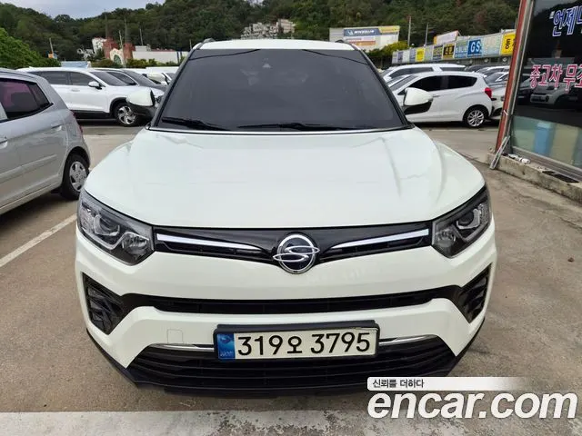 KGM VERY NEW TIVOLI 2022