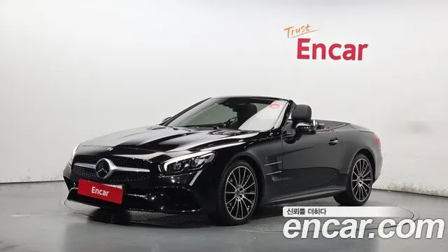 MERCEDES-BENZ SL-CLASS 2017