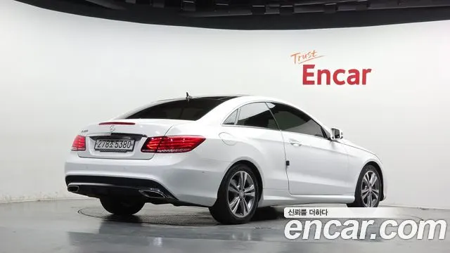 MERCEDES-BENZ E-CLASS W212 2015
