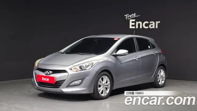 HYUNDAI I30 2012
