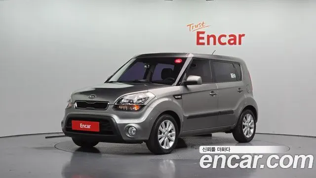 KIA SOUL 2012