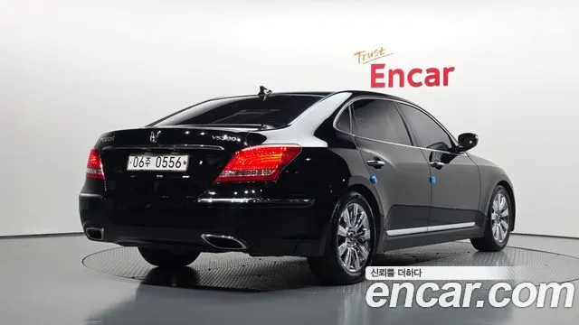 HYUNDAI EQUUS 2012