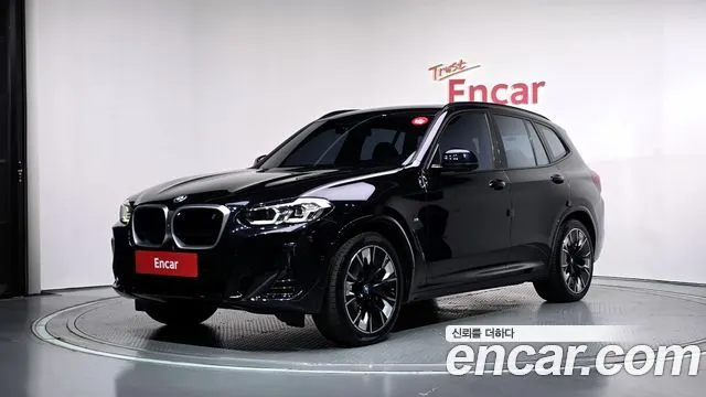 BMW IX3 2022