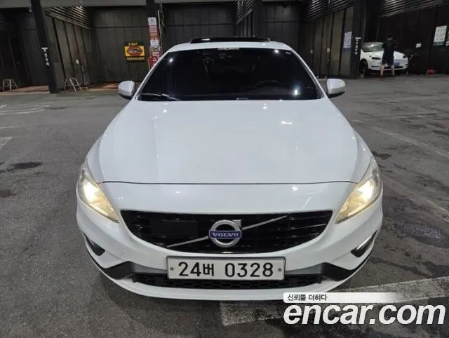 VOLVO S60 2016