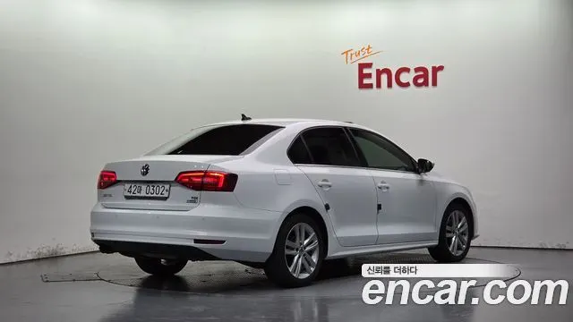 VOLKSWAGEN JETTA 2015