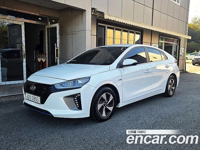 HYUNDAI IONIQ HYBRID 2016