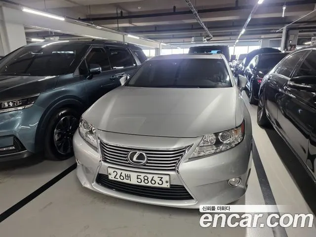 LEXUS ES350 2013