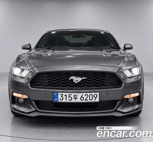 FORD MUSTANG 2017