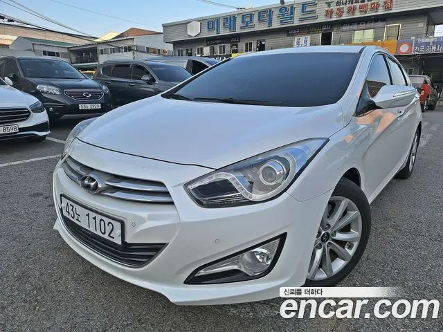 HYUNDAI I40 SALOON 2012