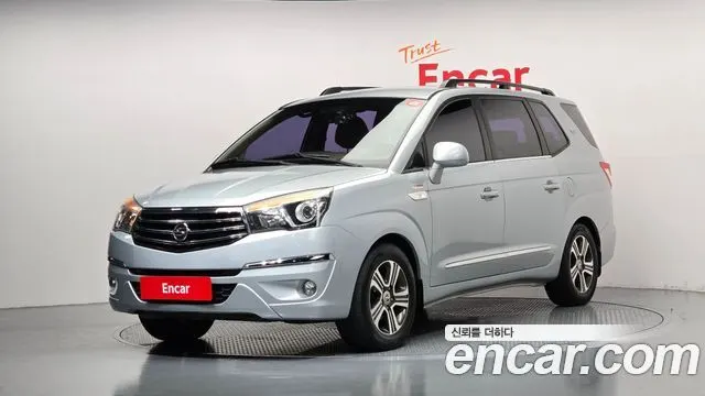 KGM KORANDO TURISMO 2015