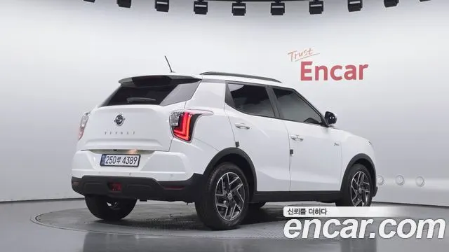 KGM VERY NEW TIVOLI 2022