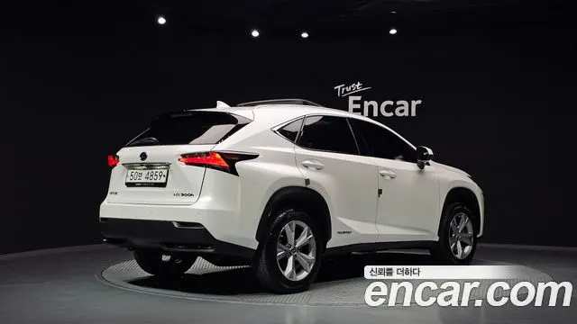 LEXUS NX300H 2017