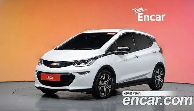 CHEVROLET BOLT 2019 — 64 271 км, белый, Корея — под ключ — фото 2