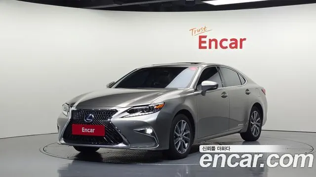 LEXUS ES300H — из Кореи под ключ