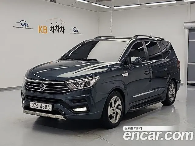 KGM KORANDO TURISMO 2019