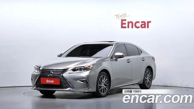 LEXUS ES350 2018