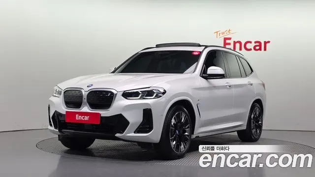 BMW IX3 2024