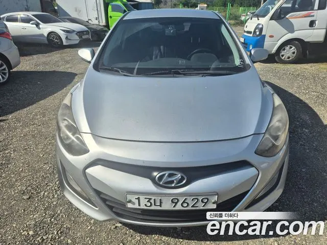 HYUNDAI I30 2015