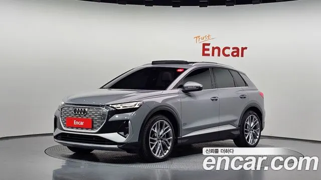 AUDI Q4 E-TRON 2025