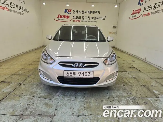 HYUNDAI ACCENT 2013