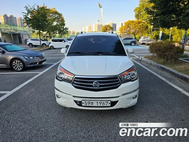 KGM KORANDO TURISMO 2015