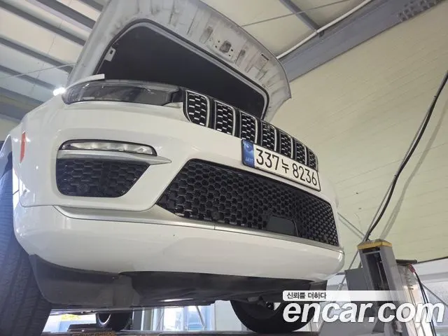 JEEP GRAND CHEROKEE 2023