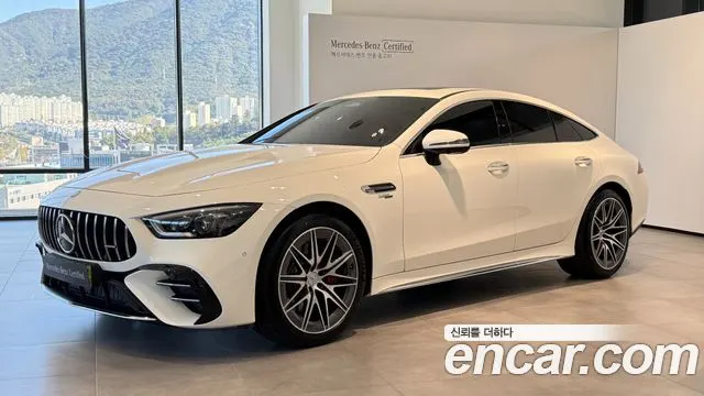 MERCEDES-BENZ AMG GT 2025