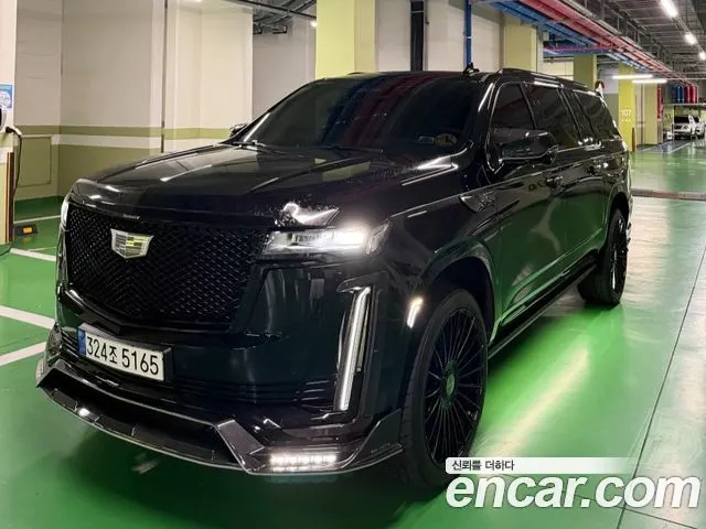 CADILLAC ESCALADE 2021