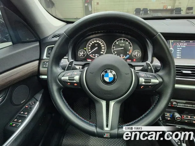 BMW 5 SERIES GT 2012