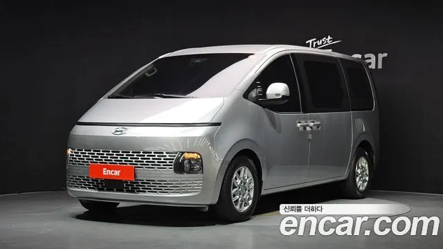 HYUNDAI STARIA — из Кореи под ключ