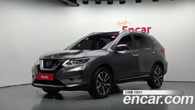 NISSAN X-TRAIL 2018
