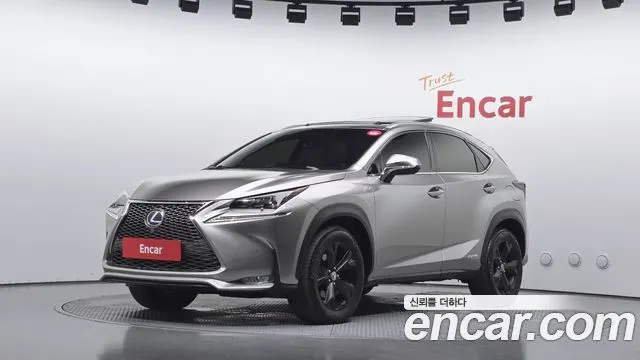 LEXUS NX300H 2017