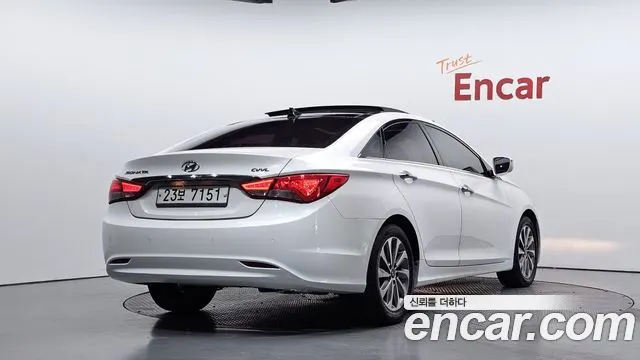 HYUNDAI SONATA THE BRILLIANT 2013