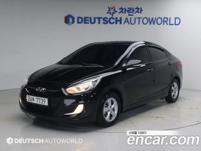 HYUNDAI ACCENT 2012