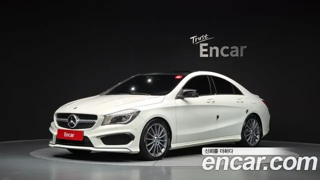 MERCEDES-BENZ CLA-CLASS C117 2015