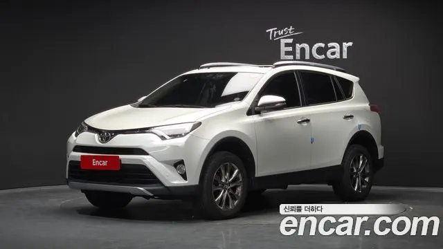 TOYOTA RAV4 2018