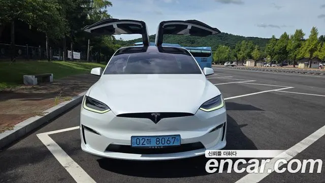 TESLA MODEL X 2023