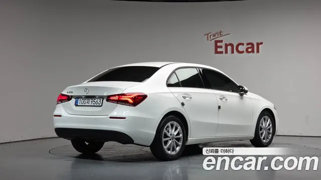 MERCEDES-BENZ A-CLASS W177 2020