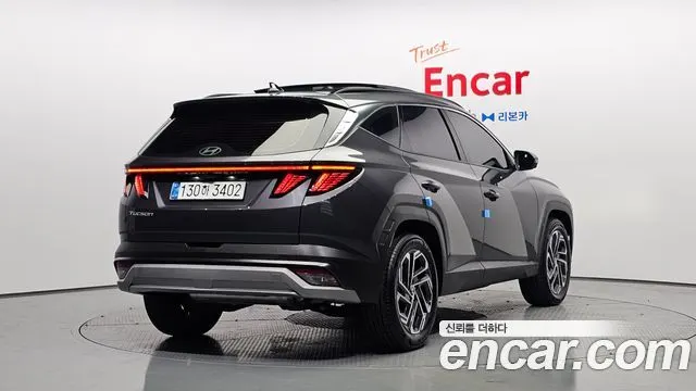 HYUNDAI TUCSON HYBRID 2025