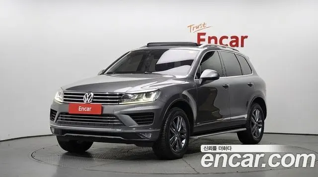 VOLKSWAGEN TOUAREG 2016