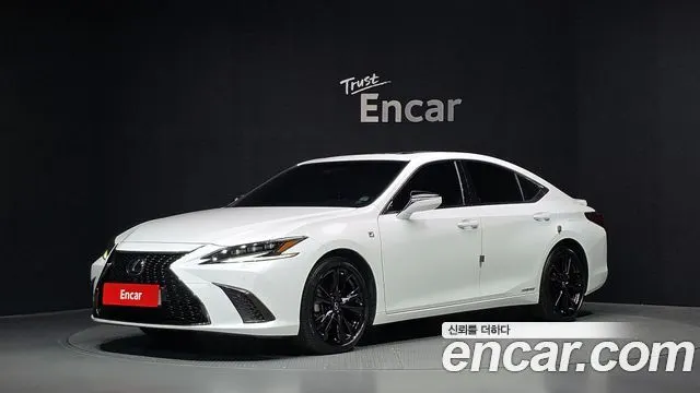 LEXUS ES300H 2022