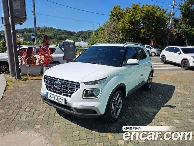 HYUNDAI VENUE 2024