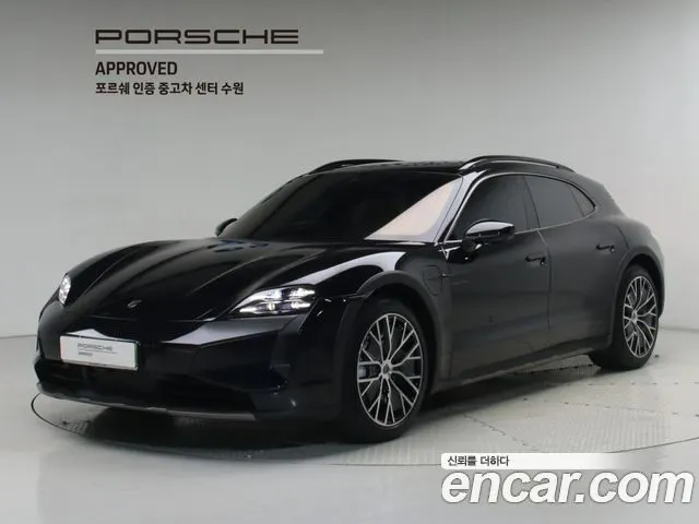 PORSCHE TAYCAN 2025