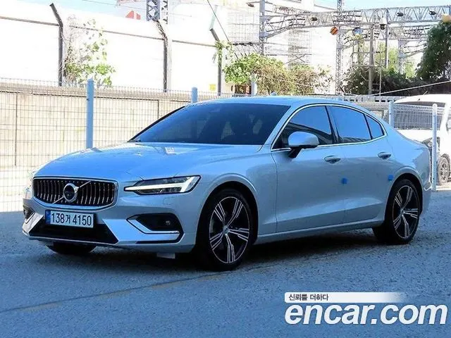 VOLVO S60 2021
