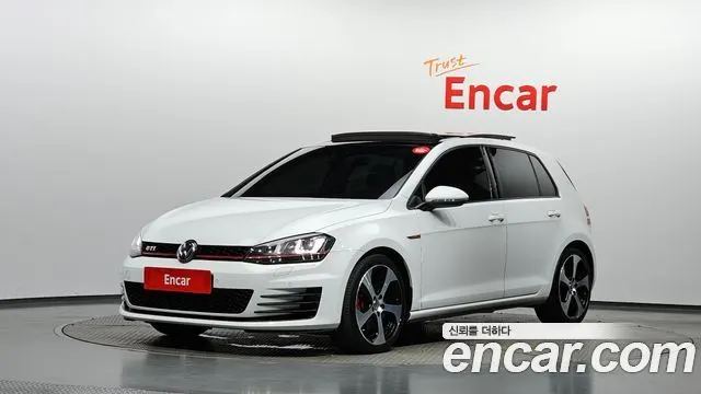 VOLKSWAGEN GOLF 2016