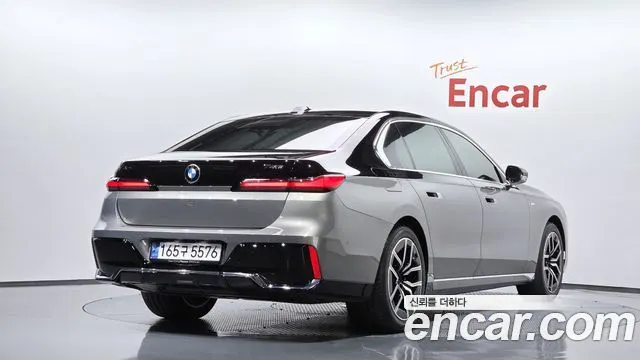 BMW 7 SERIES 2024