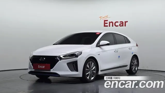 HYUNDAI IONIQ HYBRID 2016