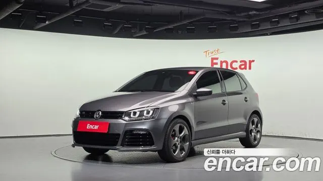 VOLKSWAGEN POLO 2014