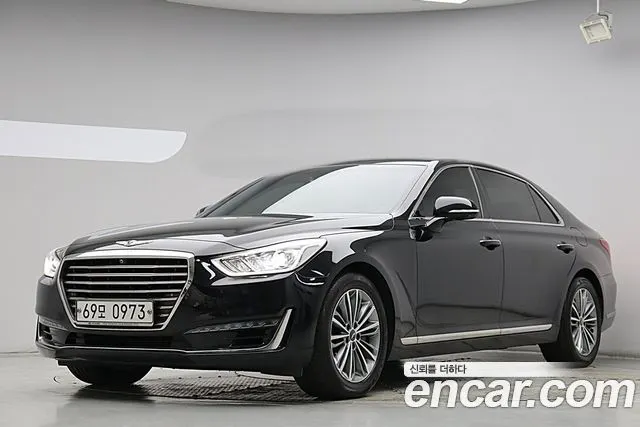 GENESIS EQ900 2016