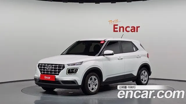 HYUNDAI VENUE 2025